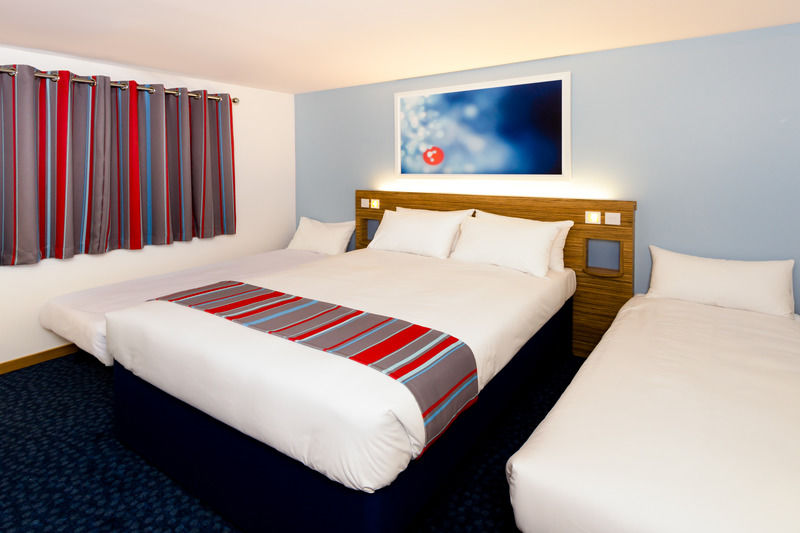 แทรเวลลอดจ์ พลีมัธ Hotel ภายนอก รูปภาพ