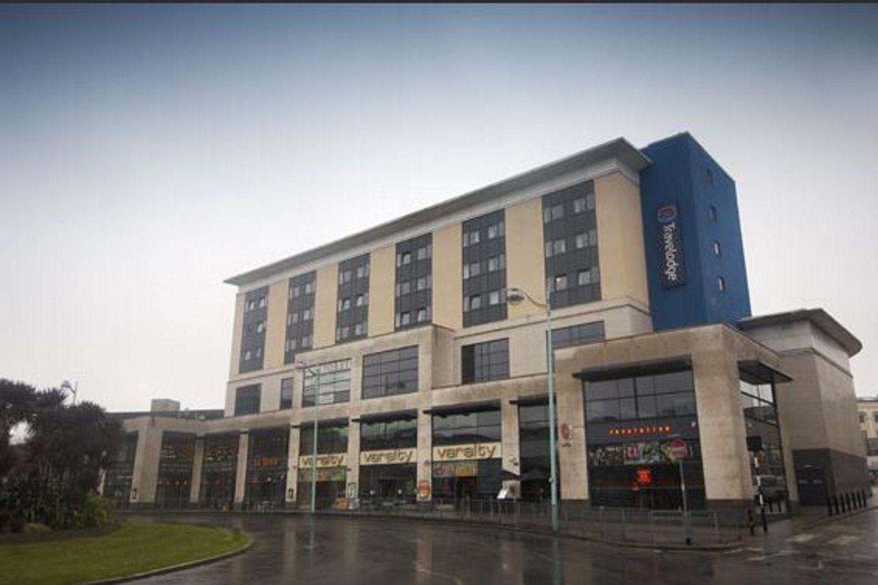 แทรเวลลอดจ์ พลีมัธ Hotel ภายนอก รูปภาพ
